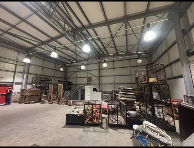 466M² WAREHOUSE TO LET IN BLACKHEATH INDUSTRIAL